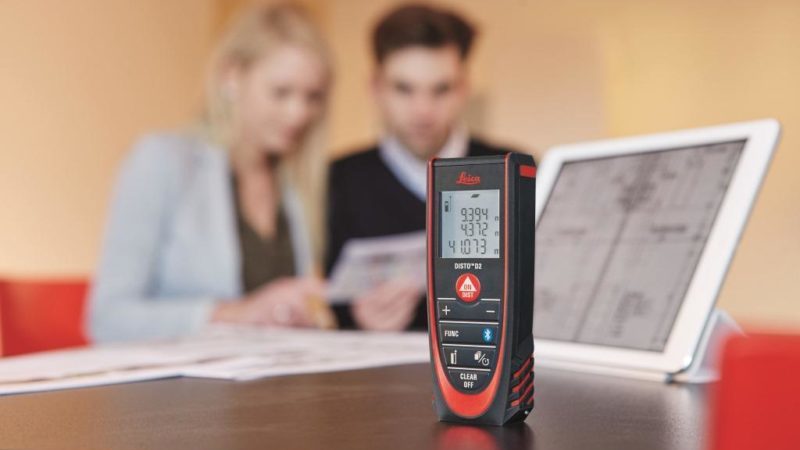 Leica DISTO D2: самый популярный лазерный дальномер (фото)